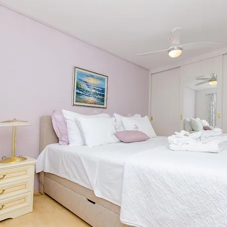 Jelka Apartment *