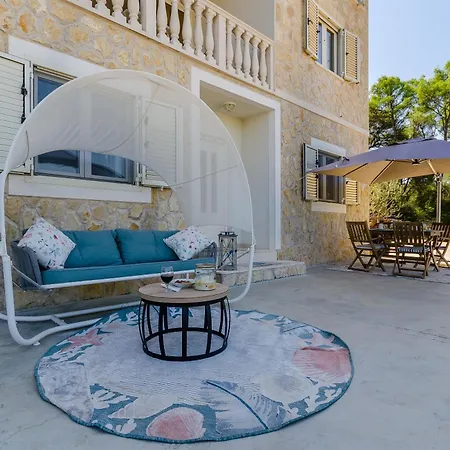 Jelka Apartment Vrboska