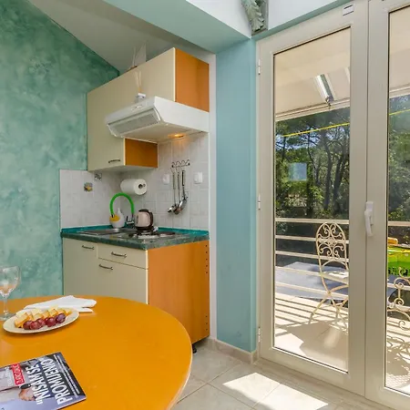 Jelka Apartment *