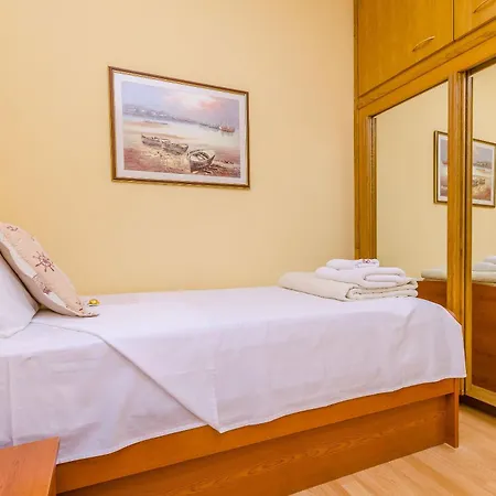 Jelka Appartement Vrboska